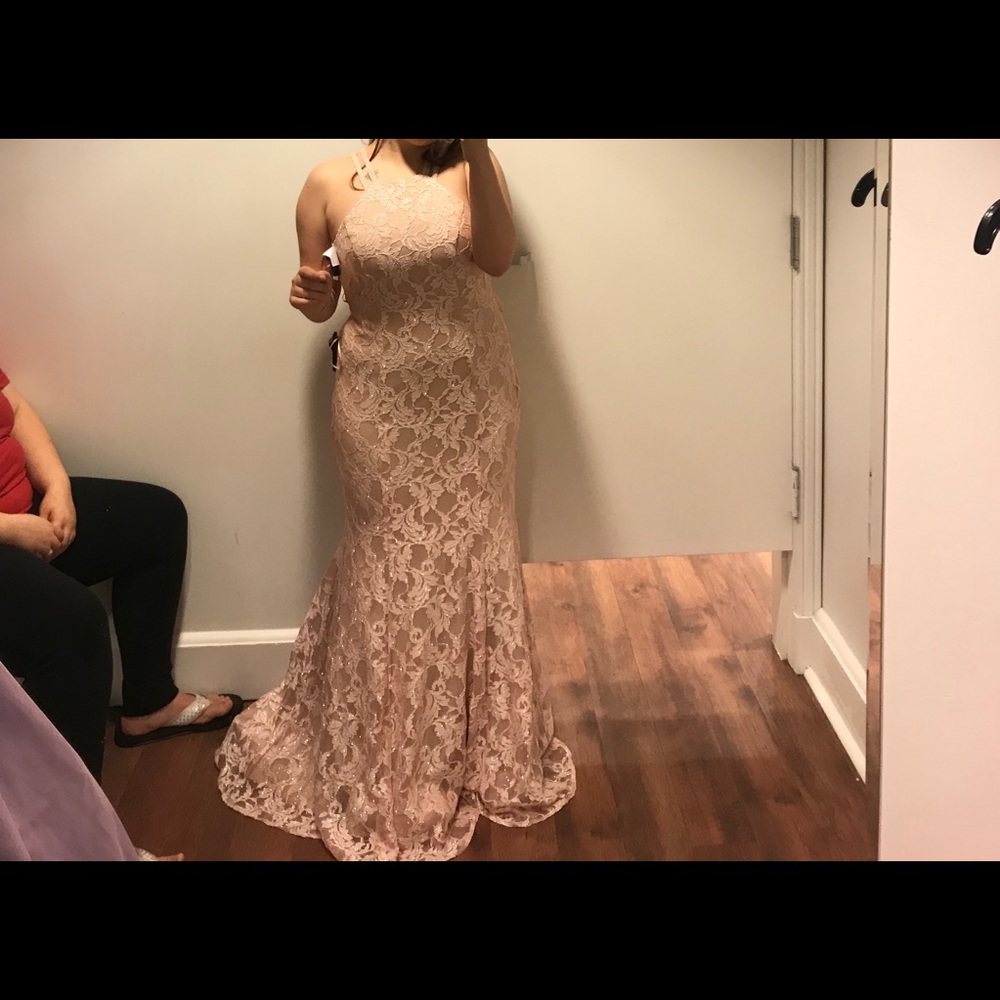 Prom Dress - Picture 4 of 5